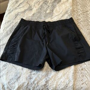 Eddie Bauer Sonoma Breeze Women's Black Shorts size large